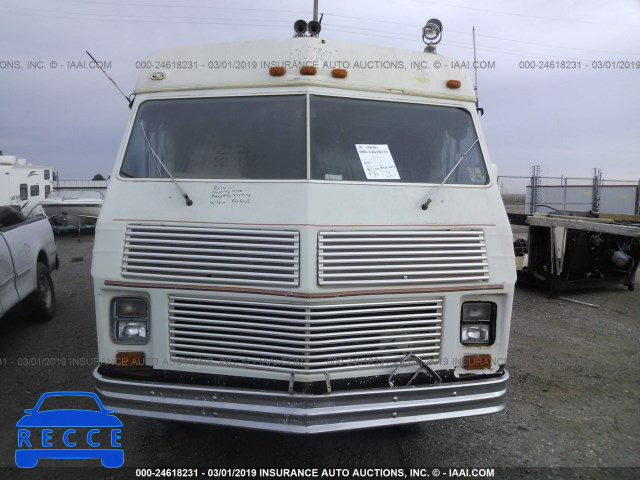 1982 CHEVROLET P30 1GBKP37W8C3308346 image 5