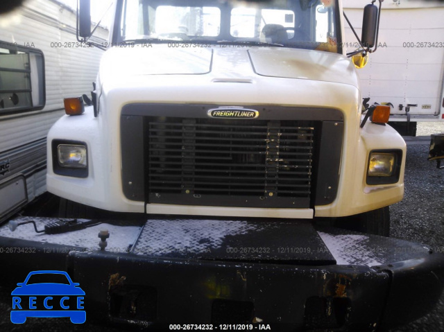 1999 FREIGHTLINER FL70 1FV6HJBA5XH990464 image 9
