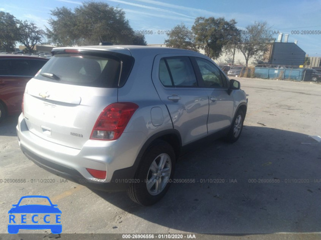 2020 CHEVROLET TRAX LS 3GNCJKSB4LL133332 зображення 3