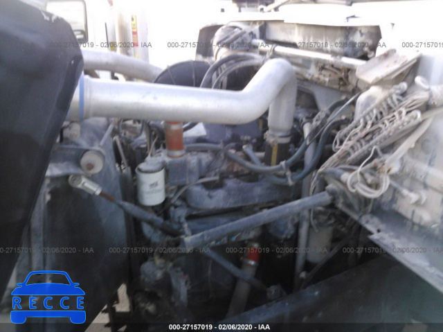 1998 MACK 600 DM600 1M2B209C3WM023060 image 9