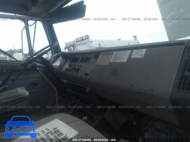 2001 FREIGHTLINER FL70  1FVABTAK11HH95862 image 4