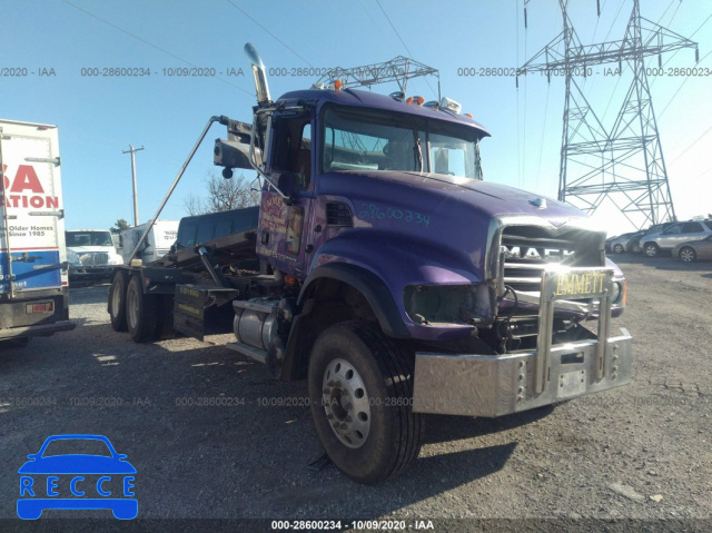 2006 MACK 700 CV700 1M2AG11C96M038208 image 0