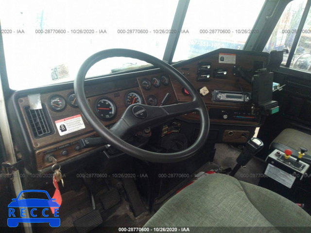 1995 FREIGHTLINER FLD FLD120 1FUYDZYB8SH673102 image 4