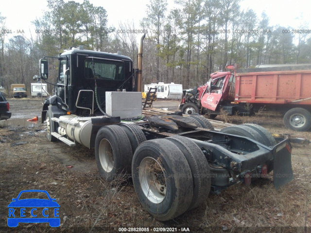 2009 MACK CXU613 CXU600 1M1AW09Y39N008170 image 2