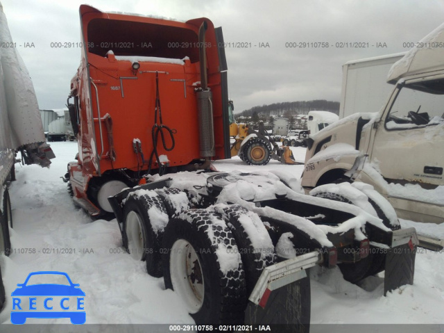 2001 FREIGHTLINER ST120 ST120 1FUJA3AV01LG97405 image 2