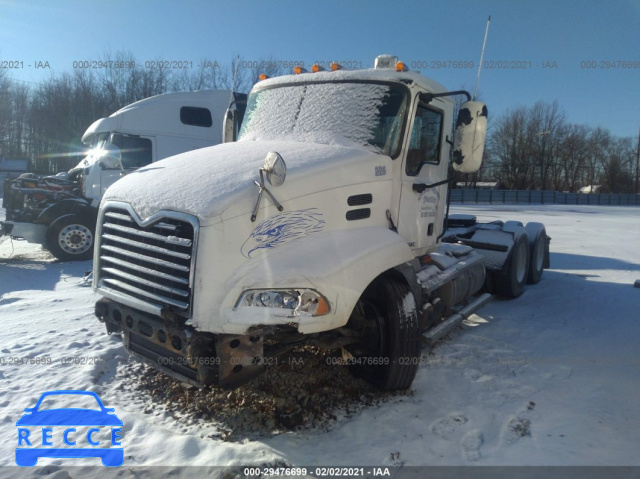 2008 MACK CXU613 CXU600 1M1AW09YX8N002039 image 0