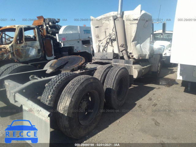2000 FREIGHTLINER FLD FLD120 1FUYDDYB6YMF50890 image 3