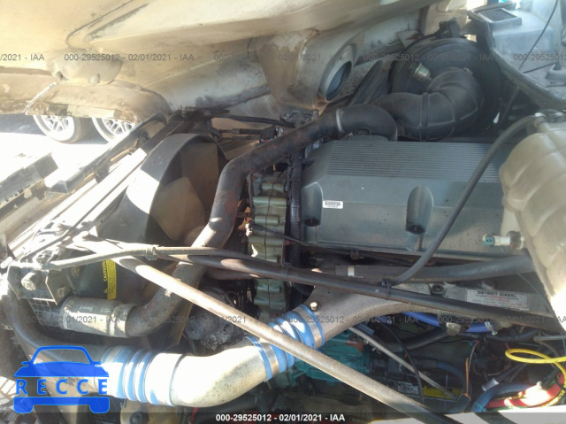 2001 FREIGHTLINER ST120 ST120 1FUJA3CGX1PH00463 image 9