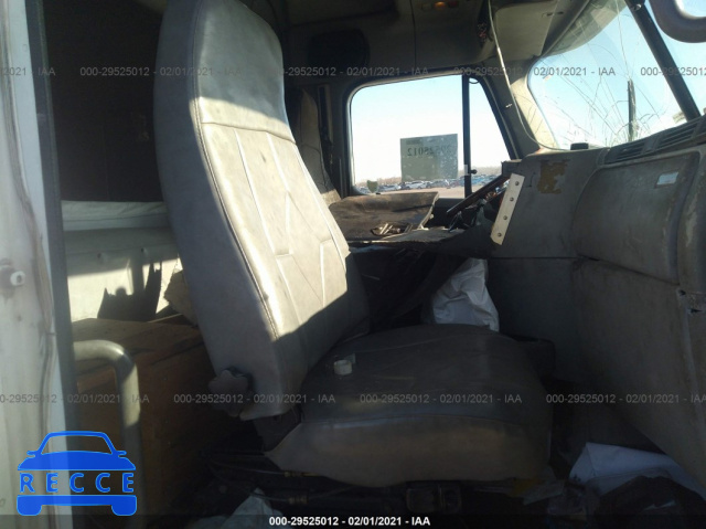 2001 FREIGHTLINER ST120 ST120 1FUJA3CGX1PH00463 image 4
