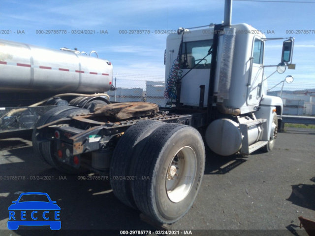 1997 FREIGHTLINER FLD FLD120 1FUWDZYB2VL660371 image 3