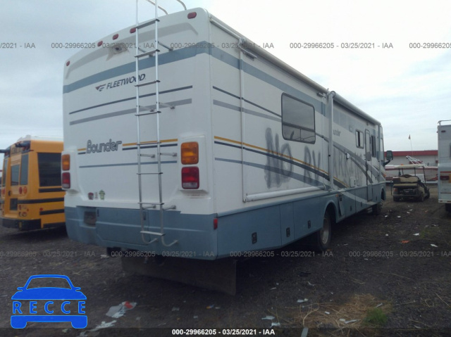 2005 WORKHORSE CUSTOM CHASSIS MOTORHOME CHASSIS W22 5B4MP67G153403547 зображення 3