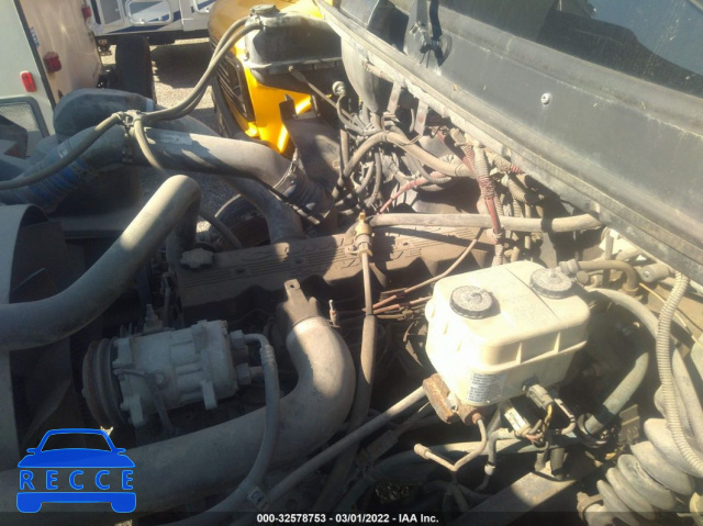 2001 FREIGHTLINER MEDIUM CONVENTIONAL FL60 1FVABPBW61HJ41607 image 9