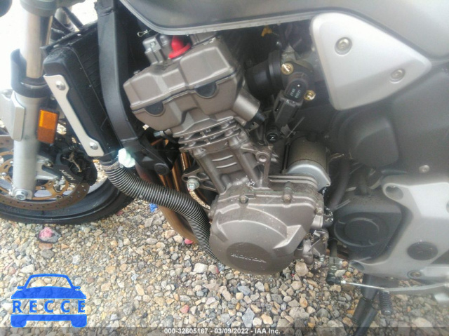 2004 HONDA CB900 F JH2SC48014M200533 Bild 8