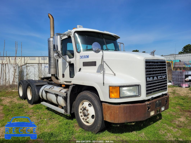 2003 MACK CH613 CH600 1M1AA18Y23W154292 Bild 0