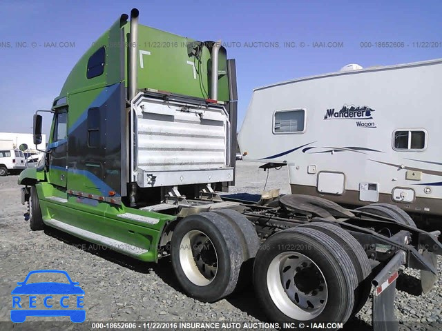 1999 FREIGHTLINER CONVENTIONAL FLC120 1FUYSXYB2XLA10710 image 2