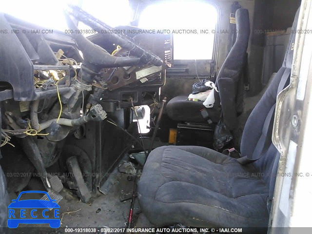 2000 FREIGHTLINER FLD FLD120 1FUPDSZB2YPA90155 image 4