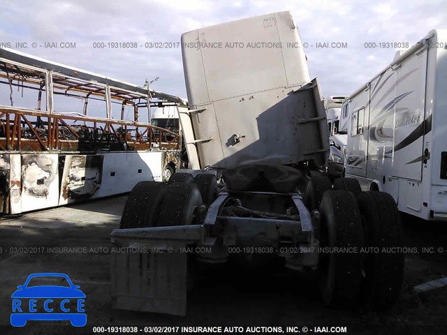 2000 FREIGHTLINER FLD FLD120 1FUPDSZB2YPA90155 image 7