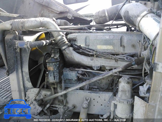 2000 FREIGHTLINER FLD FLD120 1FUPDSZB2YPA90155 image 8