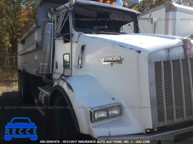 2004 KENWORTH T800 T800 1NKDXBTXX4J052333 image 0