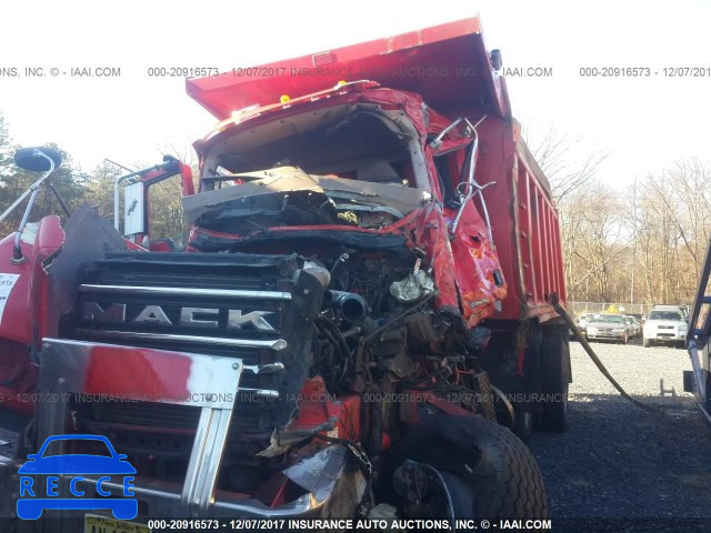 2006 MACK 700 CV700 1M2AG10C96M042163 image 1