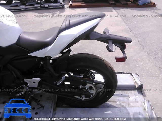 2017 KAWASAKI EX650 J JKAEXEJ1XHDA00966 Bild 5