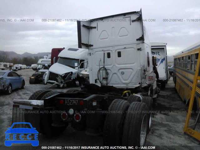 2016 FREIGHTLINER CASCADIA 125 3AKJGLD58GSHJ2742 image 3