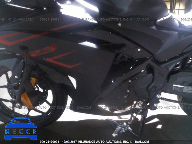 2017 YAMAHA YZFR3 A MH3RH15Y2HK001317 image 8