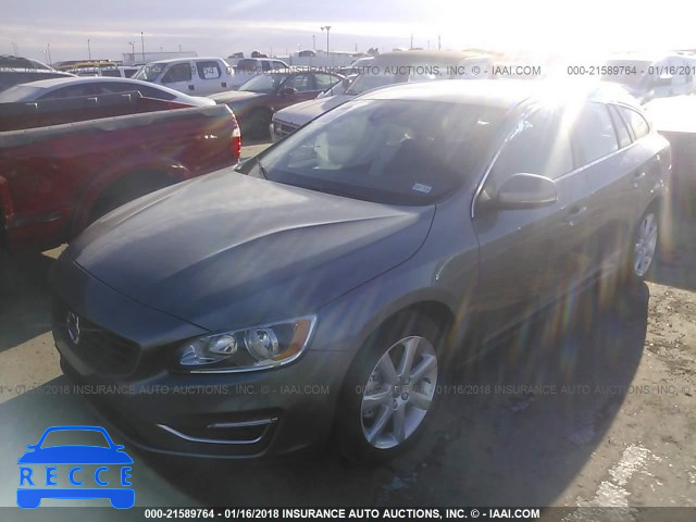 2017 VOLVO V60 T5/PREMIER YV140MEK7H1362460 image 1