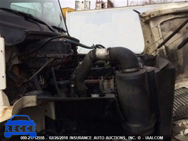 2000 FREIGHTLINER FL70 FL70 1FV6HFAA8YHF77876 image 6