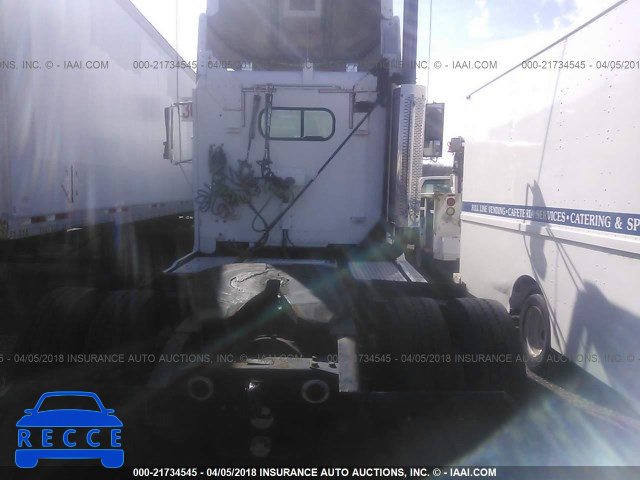2000 FREIGHTLINER FLD FLD120 1FUWDMDA6YPF77736 image 7