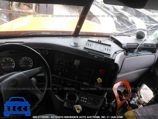 2002 FREIGHTLINER ST120 ST120 1FUJBBCG92LG24783 image 4