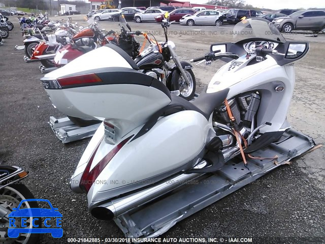2011 VICTORY MOTORCYCLES VISION TOUR 5VPSW36N2B3006235 image 3