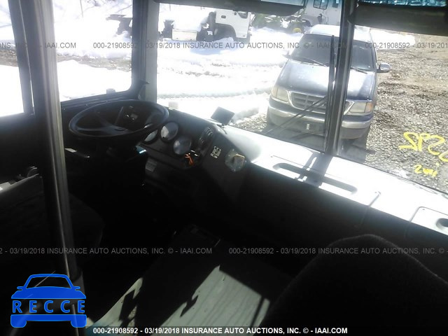 2007 FREIGHTLINER CHASSIS M LINE SHUTTLE BUS 4UZAACBW47CY90690 image 4