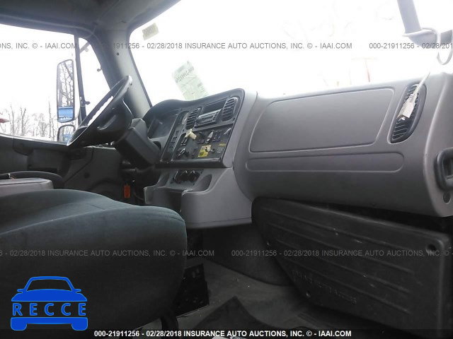 2010 FREIGHTLINER M2 106 MEDIUM DUTY 1FVHCYBSXADAR2534 image 4