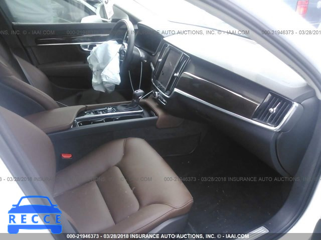 2018 VOLVO S90 T5/MOMENTUM LVY982MK5JP008720 image 4