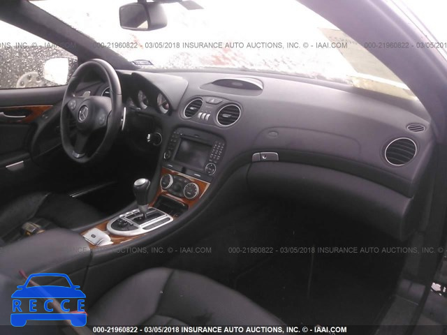 2009 MERCEDES-BENZ SL 63 AMG WDBSK70F59F143681 image 4