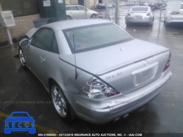 2002 MERCEDES-BENZ SLK 32 AMG KOMPRESSOR WDBKK66F82F261182 image 2