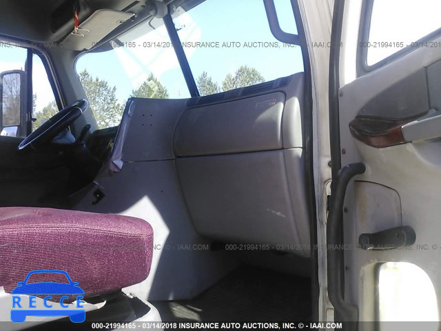 2006 FREIGHTLINER ST120 ST120 1FUJBBCK16LU10166 image 4