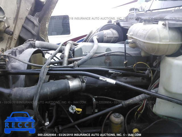 2004 FREIGHTLINER ST120 ST120 1FUJBBCK04LN17173 image 8