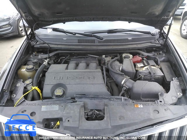 2011 LINCOLN MKT 2LMHJ5AR5BBJ52495 image 9