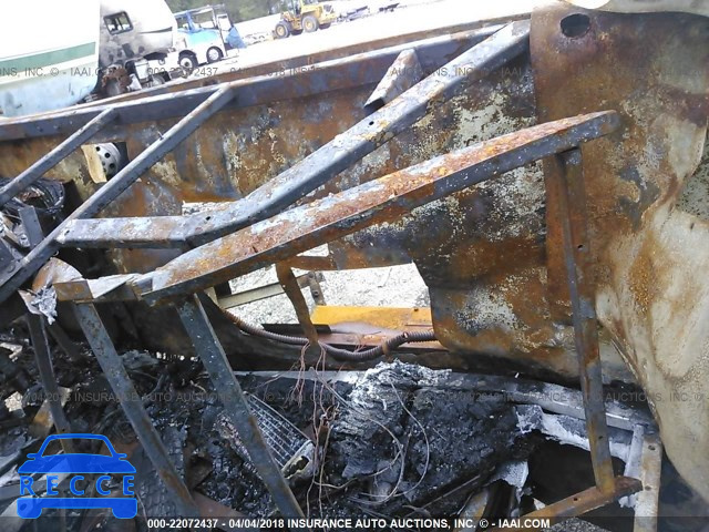 1999 FREIGHTLINER CHASSIS X LINE MOTOR HOME 4UZ6XFBCXXCB68722 image 6