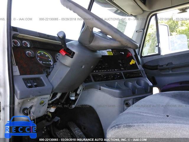2007 FREIGHTLINER CONVENTIONAL ST120 1FUJBBCK87LX39478 image 4
