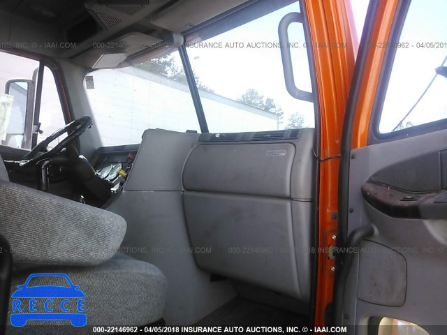 2006 FREIGHTLINER ST120 ST120 1FUJBBCG96LU69736 image 4
