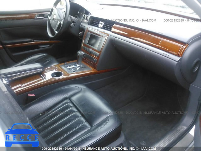 2005 VOLKSWAGEN PHAETON 4.2 WVWBF03D958004207 image 4