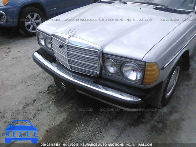 1981 MERCEDES BENZ 300 BAB23A6BB216889 Bild 5