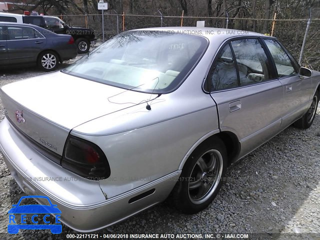 1996 OLDSMOBILE 88 LS 1G3HN52K3T4844837 image 3