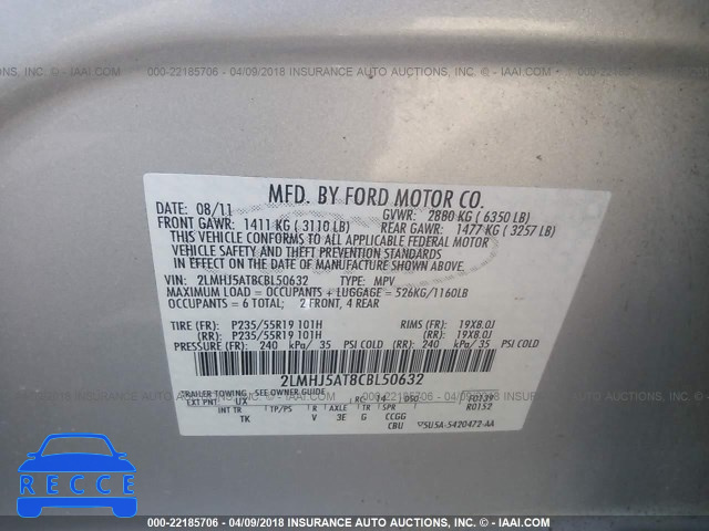 2012 LINCOLN MKT 2LMHJ5AT8CBL50632 image 8