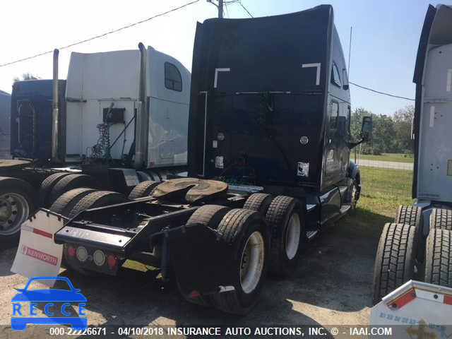 2011 KENWORTH T700 T700 1XKFDP9X3BJ290792 Bild 2