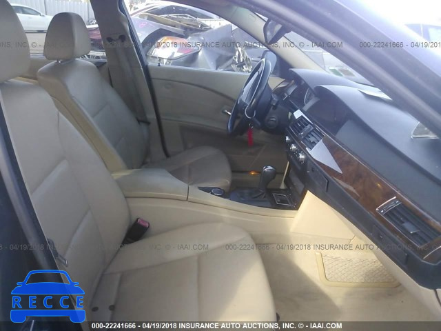 2007 BMW 525 I WBANE53507CY07605 зображення 4