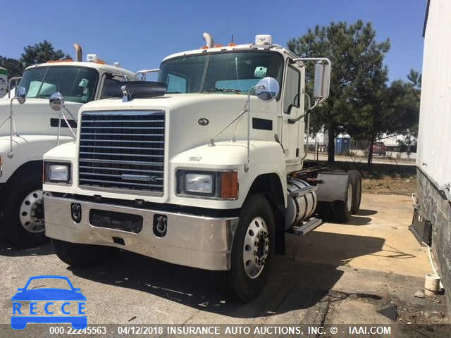 2010 MACK 600 CHU600 1M1AN09Y6AM006572 Bild 1